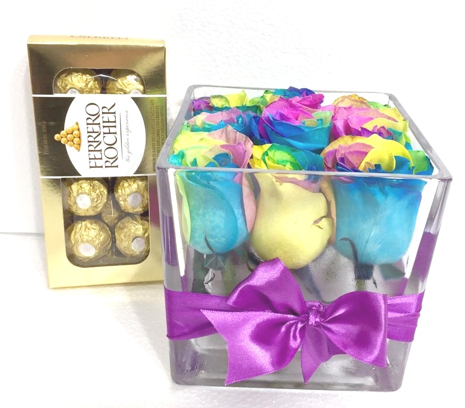 Cubo 9 Rosas Arcoiris y Bombones Ferrero Rocher de 100 Gramos